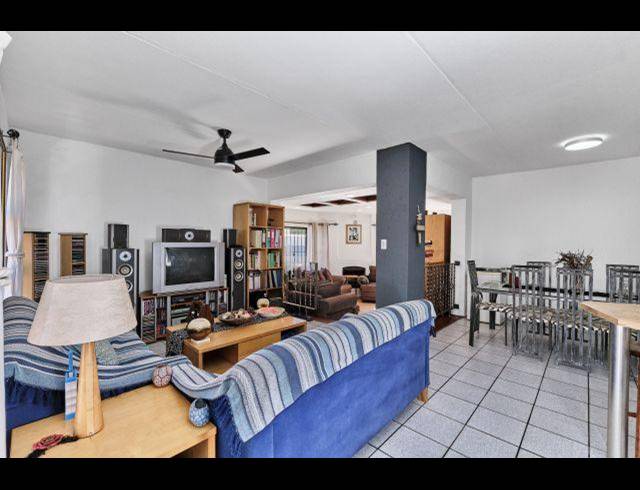 3 BEDROOM CLUSTER FOR SALE IN SUNNINGHILL